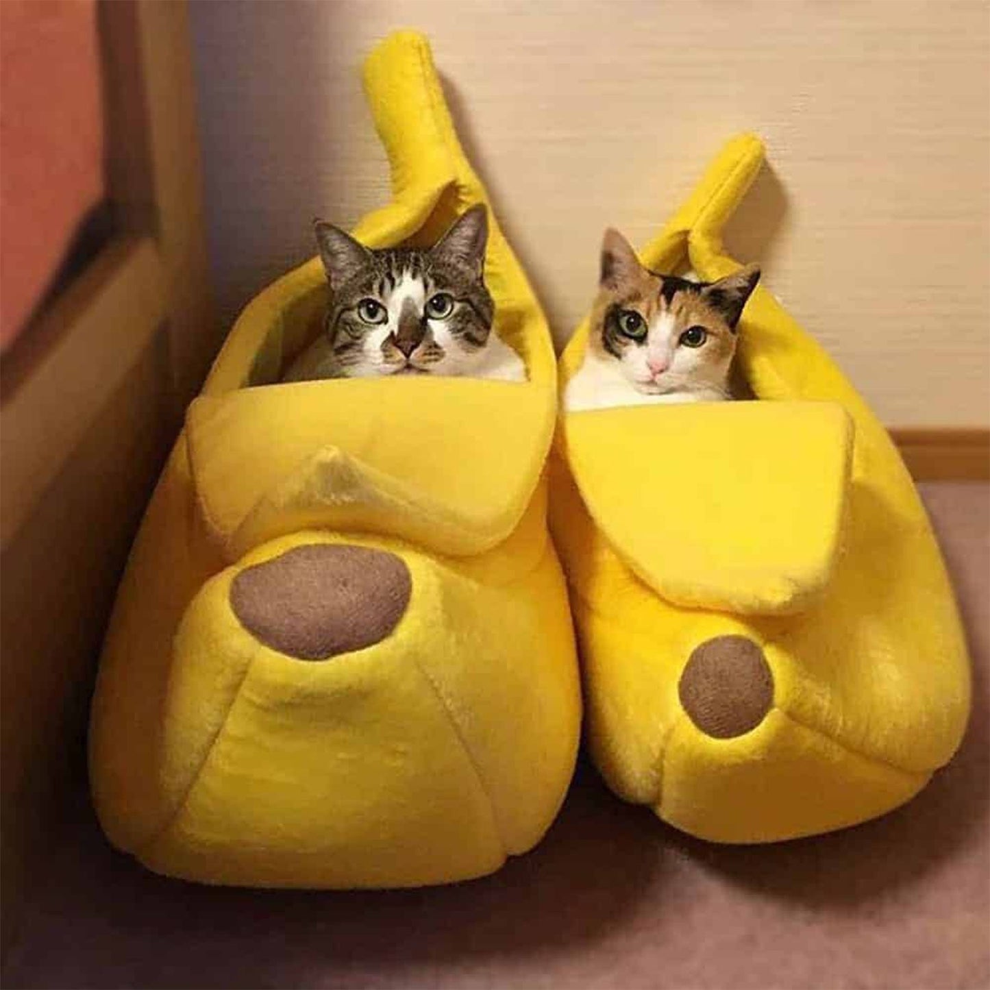 Floofi Banana Pet Bed (S Yellow) - PT-PB-118-QQQ